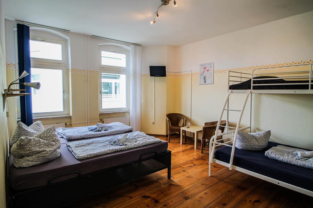 Apartments Kolo 77 Берлін Екстер'єр фото
