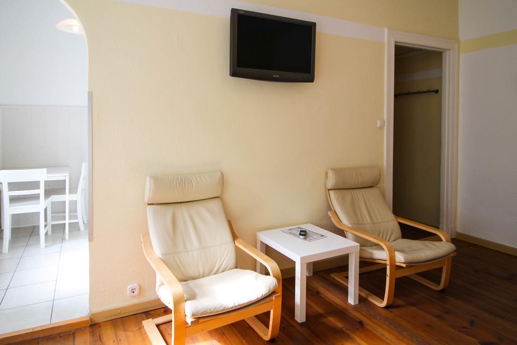 Apartments Kolo 77 Берлін Екстер'єр фото